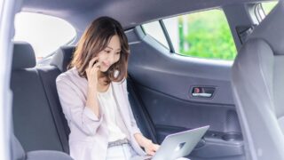 会社員しながら社長をする女性